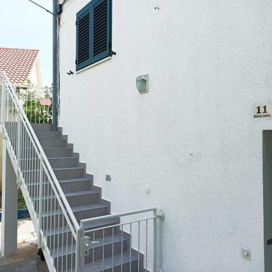 Jesliving Hvar - 2 Bedroom Elegant Apartment With Sea View In Historic Center Of Hvar Town Luaran gambar
