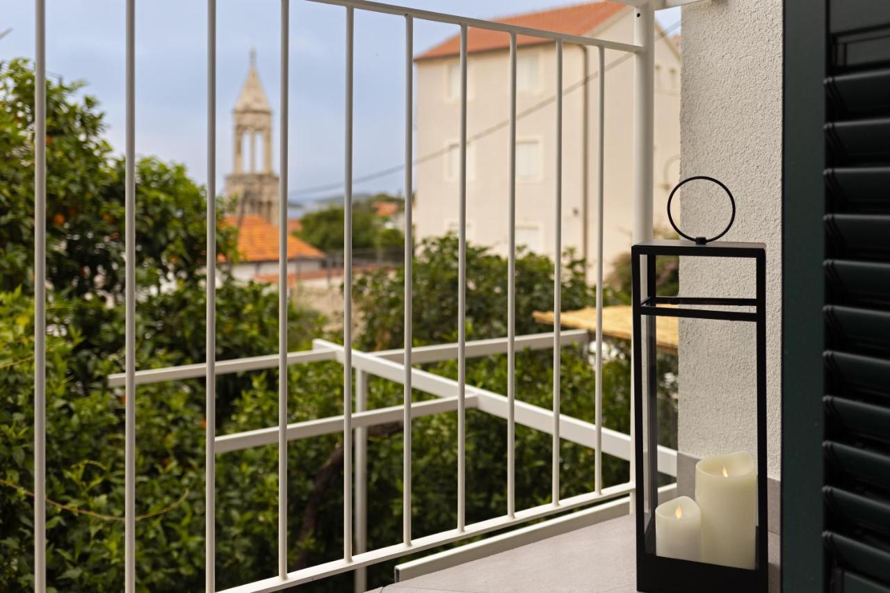 Jesliving Hvar - 2 Bedroom Elegant Apartment With Sea View In Historic Center Of Hvar Town Luaran gambar